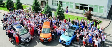 Nissan празднует 10 лет производства автомобилей на своем заводе в Санкт-Петербурге